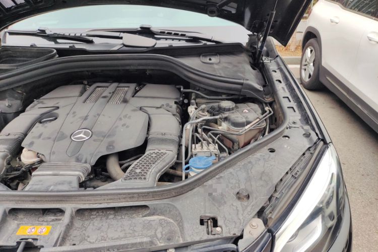 Used Mercedes-Benz GLE 2018 GLE 320 4MATIC Luxury Collection Edition Engine Bay Left