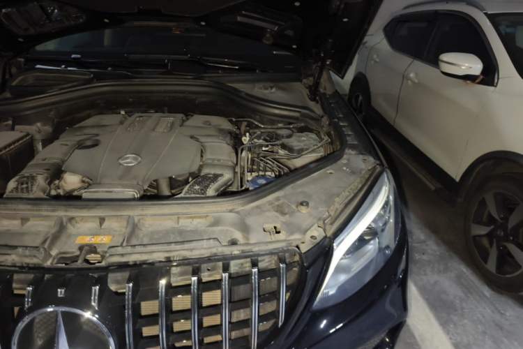 Used Mercedes-Benz GLE 2018 GLE 320 4MATIC Dynamic Edition Collector's Edition Engine Bay Left