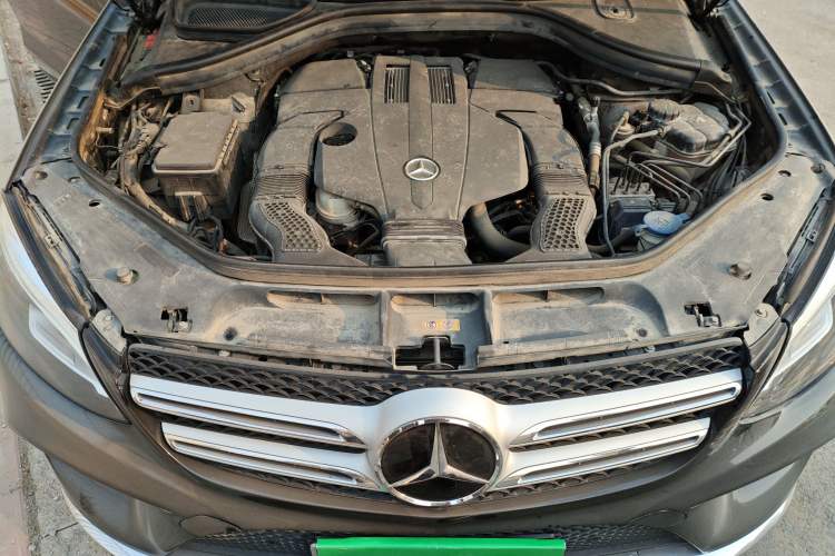 Used Mercedes-Benz GLE 2018 GLE 320 4MATIC Dynamic Edition Collector's Edition Engine Bay