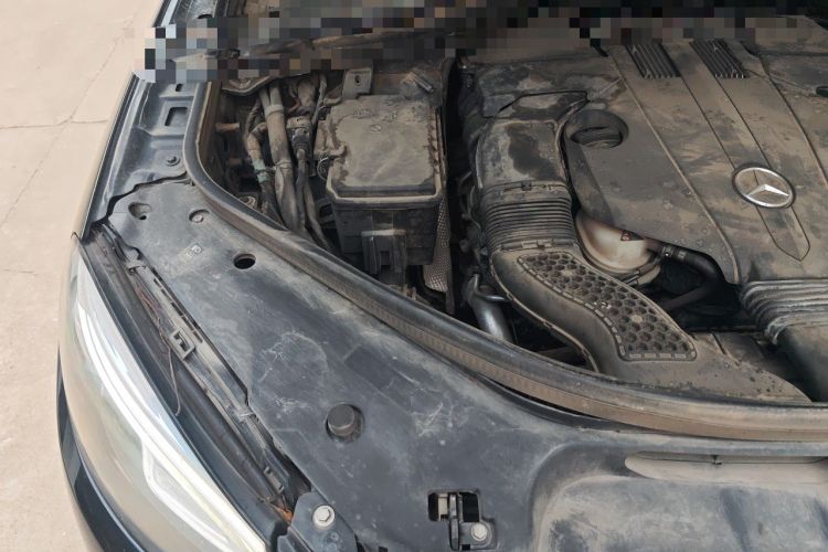 Used Mercedes-Benz GLE 2018 GLE 320 4MATIC Dynamic Edition Collector's Edition Engine Bay Right