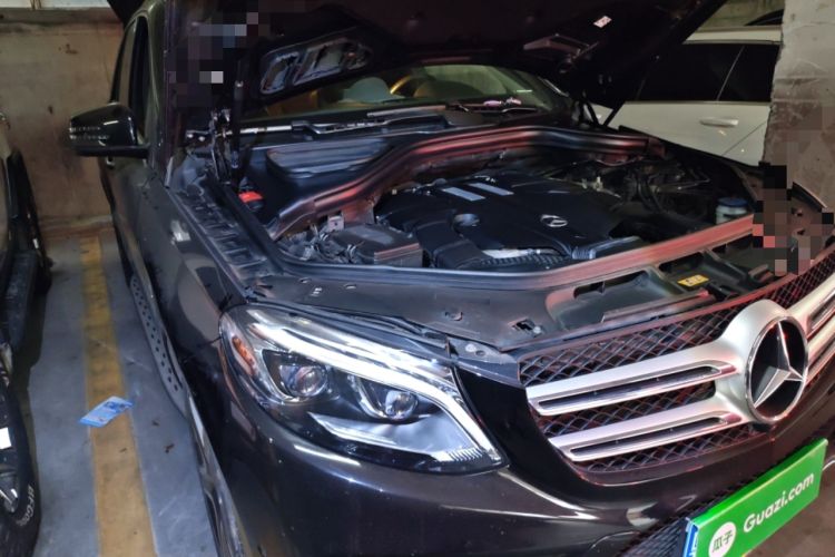 Used Mercedes-Benz GLE 2018 GLE 400 4MATIC Exclusive Edition Engine Bay Right