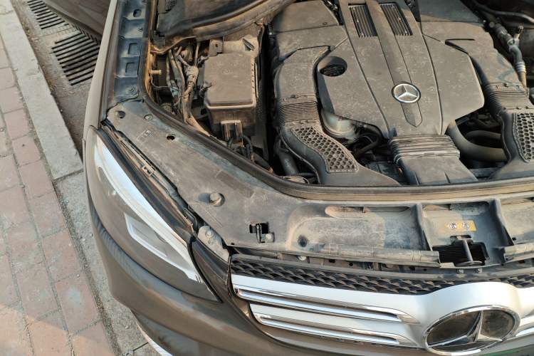 Used Mercedes-Benz GLE 2018 GLE 320 4MATIC Dynamic Edition Collector's Edition Engine Bay Right