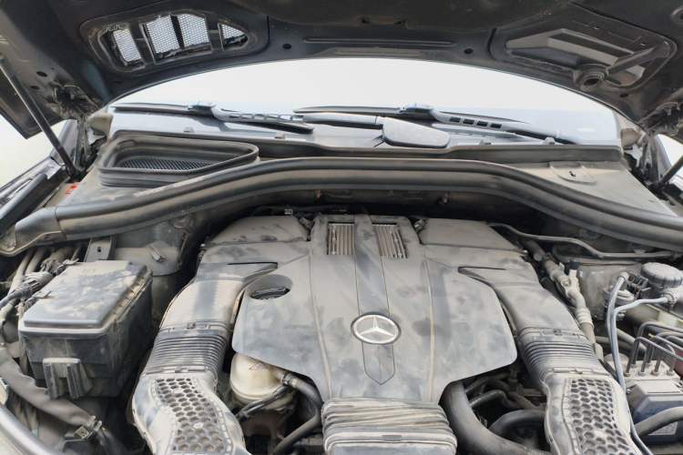 Used Mercedes-Benz GLE 2018 GLE 320 4MATIC Dynamic Edition Collector's Edition Engine Bay Right