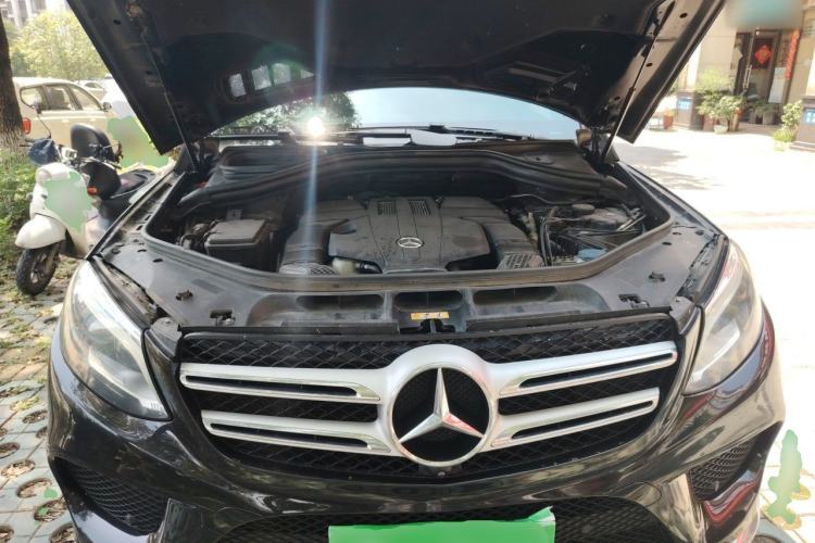 Used Mercedes-Benz GLE 2018 GLE 320 4MATIC Dynamic Edition Collector's Edition Engine Bay