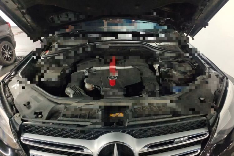 Used Mercedes-Benz GLE 2018 GLE 320 4MATIC Dynamic Edition Collector's Edition Engine Bay