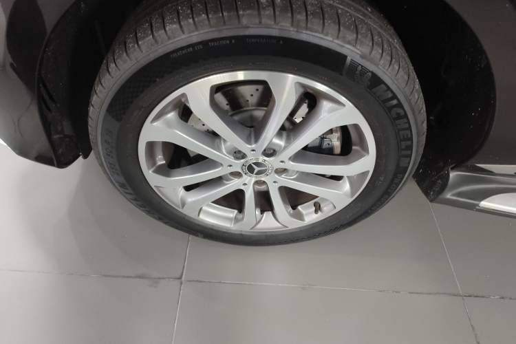Used Mercedes-Benz GLE 2018 GLE 320 4MATIC Dynamic Edition Collector's Edition Exterior 1