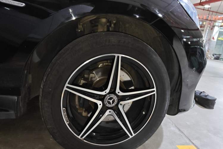Used Mercedes-Benz GLE 2018 GLE 320 4MATIC Dynamic Edition Collector's Edition Exterior 1
