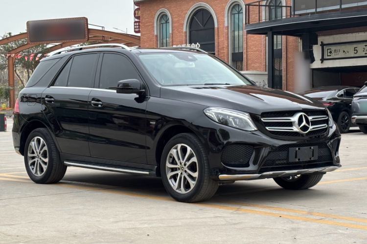 Used Mercedes-Benz GLE 2018 GLE 320 4MATIC Dynamic Edition Collector's Edition Exterior 2