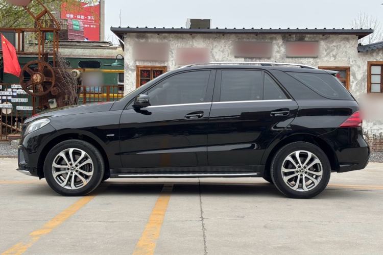 Used Mercedes-Benz GLE 2018 GLE 320 4MATIC Dynamic Edition Collector's Edition Exterior 3