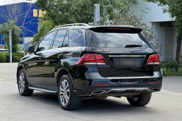 Used Mercedes-Benz GLE 2018 GLE 320 4MATIC Dynamic Edition Collector's Edition Exterior 3