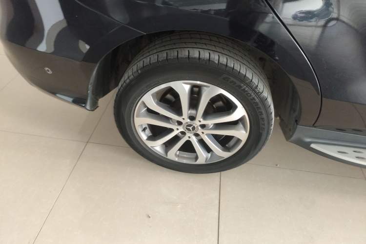 Used Mercedes-Benz GLE 2018 GLE 320 4MATIC Dynamic Edition Collector's Edition Exterior 5