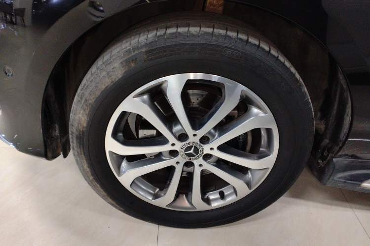 Used Mercedes-Benz GLE 2018 GLE 320 4MATIC Dynamic Edition Collector's Edition Exterior 7