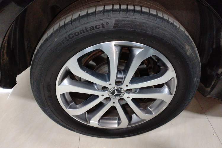 Used Mercedes-Benz GLE 2018 GLE 320 4MATIC Dynamic Edition Collector's Edition Exterior 8