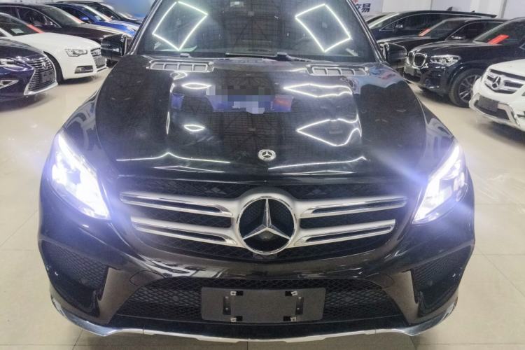 Used Mercedes-Benz GLE 2018 GLE 400 4MATIC Exclusive Edition Front
