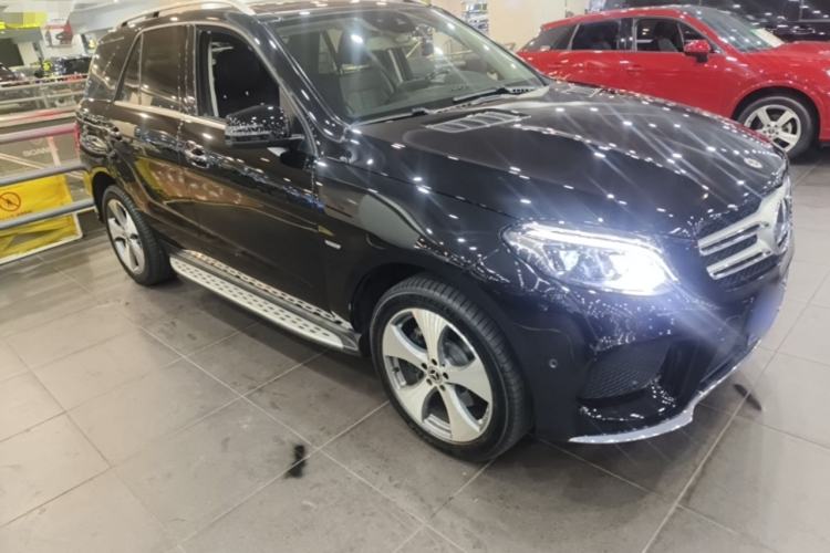 Used Mercedes-Benz GLE 2018 GLE 320 4MATIC Dynamic Edition Collector's Edition Front Right 45 Deg