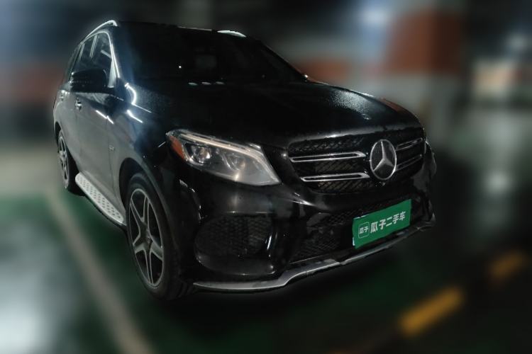 Used Mercedes-Benz GLE  Front Right 45 Deg
