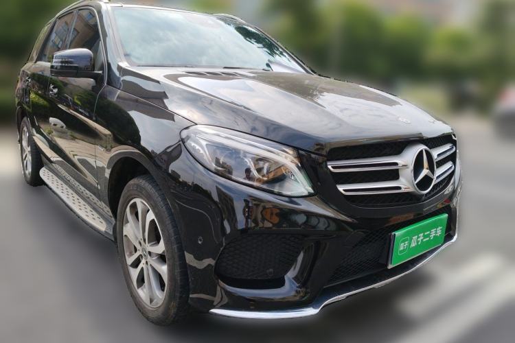 Used Mercedes-Benz GLE 2018 GLE 320 4MATIC Dynamic Edition Collector's Edition Front Right 45 Deg