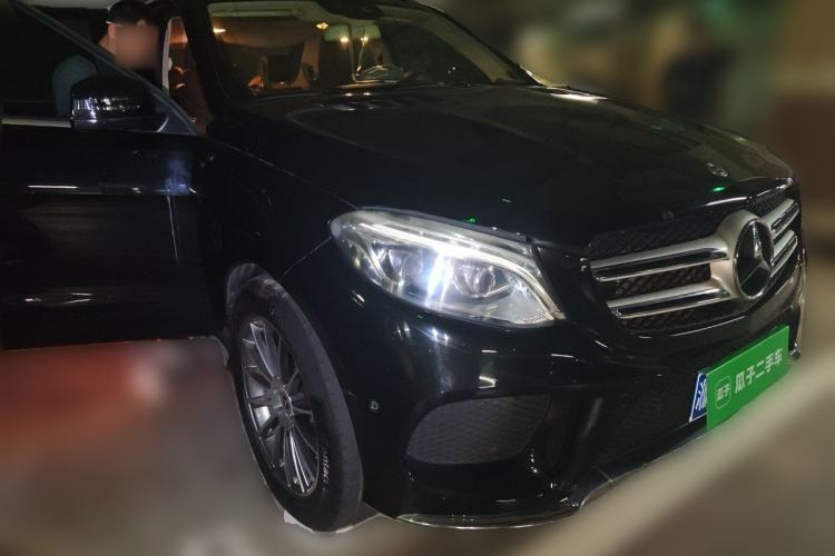 Used Mercedes-Benz GLE 2018 GLE 320 4MATIC Dynamic Edition Collector's Edition Front Right 45 Deg