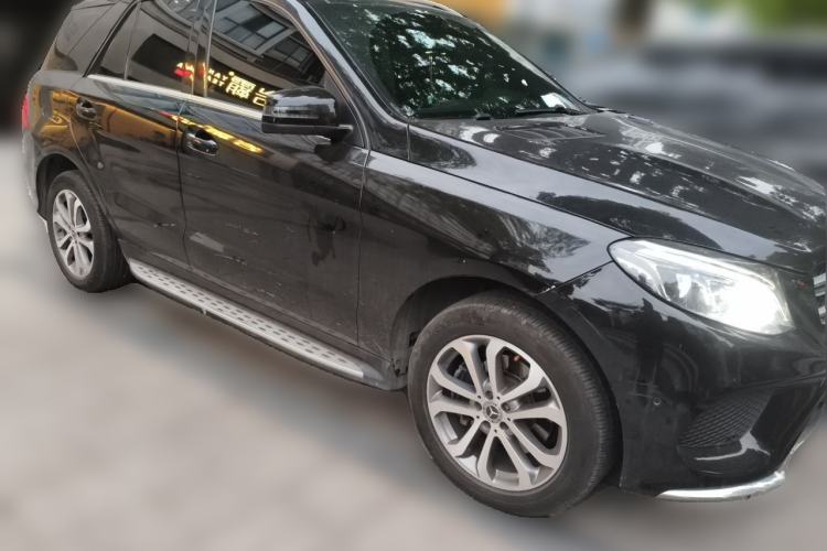 Used Mercedes-Benz GLE 2018 GLE 320 4MATIC Dynamic Edition Collector's Edition Front Right 45 Deg
