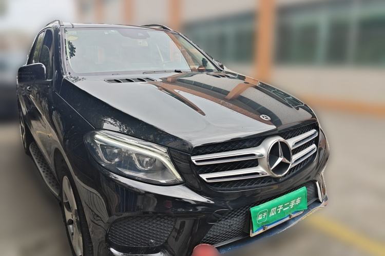 Used Mercedes-Benz GLE 2018 GLE 320 4MATIC Luxury Collection Edition Front Right 45 Deg
