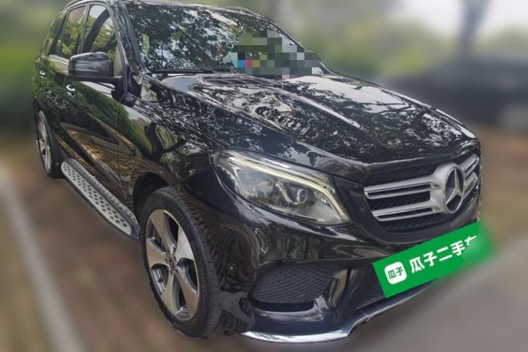 Used Mercedes-Benz GLE 2018 GLE 320 4MATIC Luxury Collection Edition Front Right 45 Deg