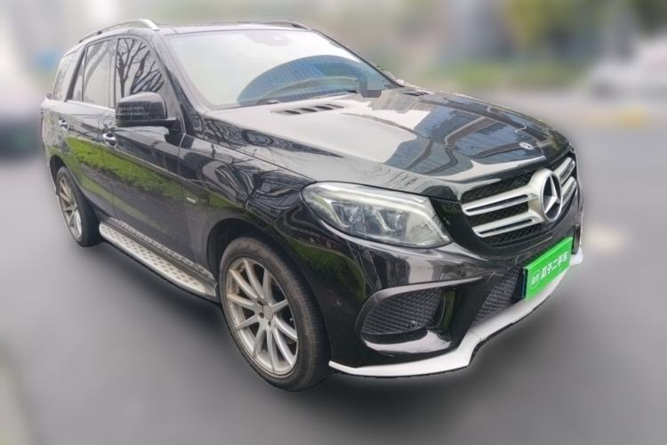 Used Mercedes-Benz GLE 2018 GLE 320 4MATIC Luxury Collection Edition Front Right 45 Deg