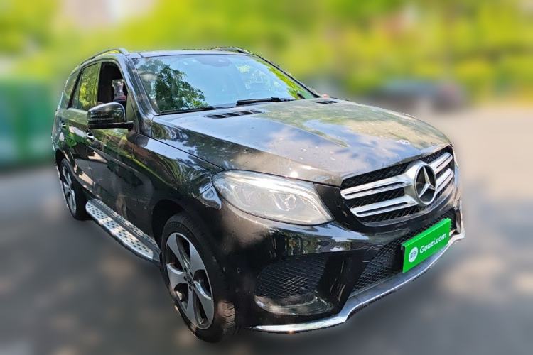 Used Mercedes-Benz GLE 2018 GLE 320 4MATIC Luxury Collection Edition Front Right 45 Deg
