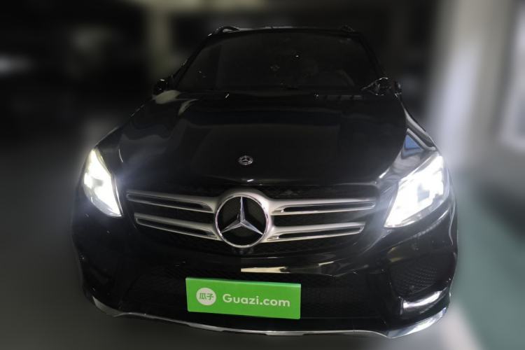Used Mercedes-Benz GLE 2018 GLE 400 4MATIC Exclusive Edition Front