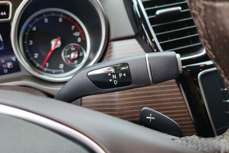 Used Mercedes-Benz GLE 2018 GLE 320 4MATIC Dynamic Edition Collector's Edition Gear Lever