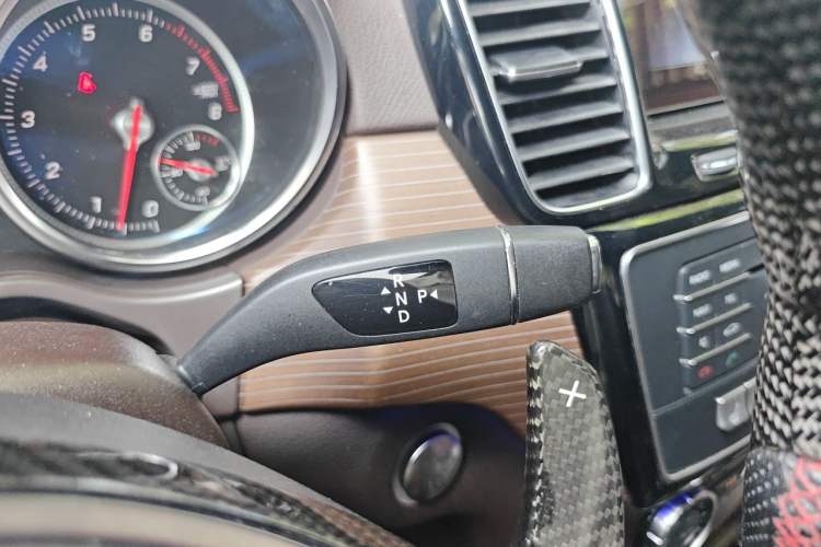 Used Mercedes-Benz GLE 2018 GLE 400 4MATIC Exclusive Edition Gear Lever