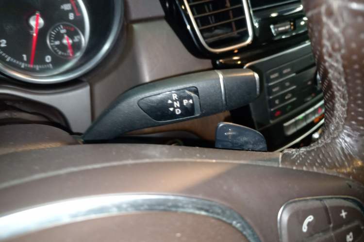 Used Mercedes-Benz GLE 2018 GLE 320 4MATIC Dynamic Edition Collector's Edition Gear Lever