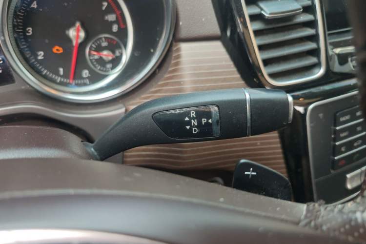 Used Mercedes-Benz GLE 2018 GLE 320 4MATIC Dynamic Edition Collector's Edition Gear Lever