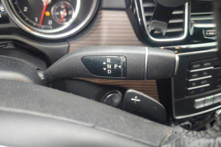 Used Mercedes-Benz GLE 2018 GLE 320 4MATIC Dynamic Edition Collector's Edition Gear Lever