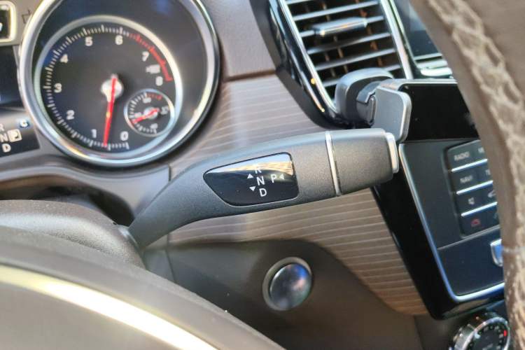 Used Mercedes-Benz GLE 2018 GLE 320 4MATIC Dynamic Edition Collector's Edition Gear Lever
