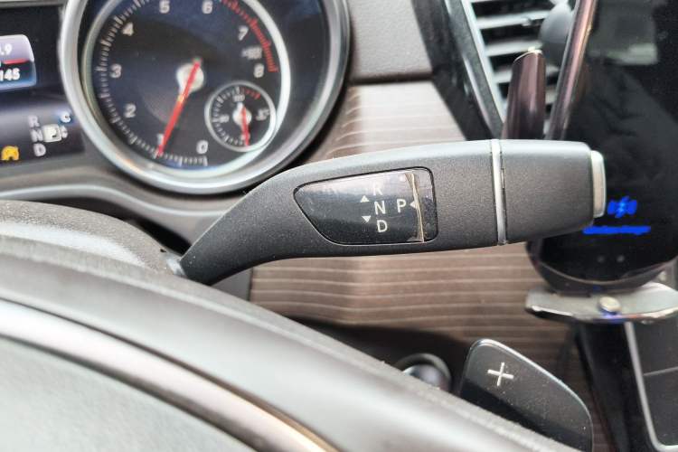 Used Mercedes-Benz GLE 2018 GLE 320 4MATIC Dynamic Edition Collector's Edition Gear Lever