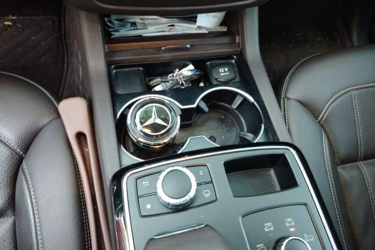 Used Mercedes-Benz GLE 2018 GLE 320 4MATIC Dynamic Edition Collector's Edition Gear Lever