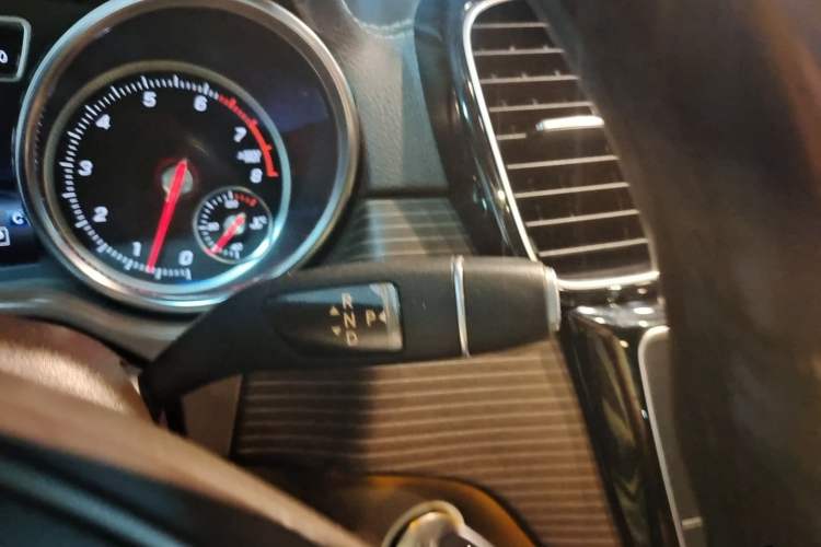 Used Mercedes-Benz GLE 2018 GLE 320 4MATIC Dynamic Edition Collector's Edition Gear Lever