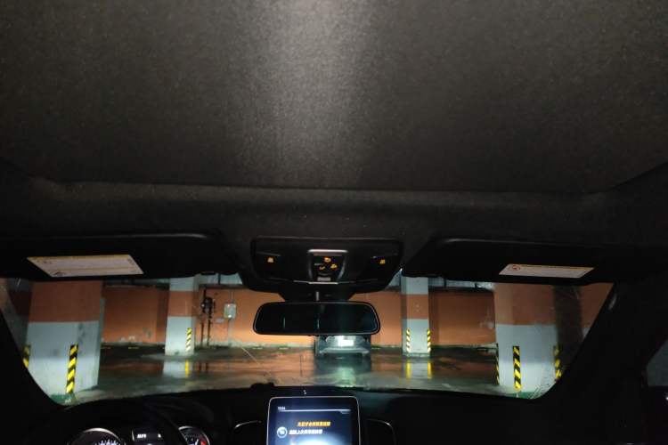 Used Mercedes-Benz GLE  Headliner