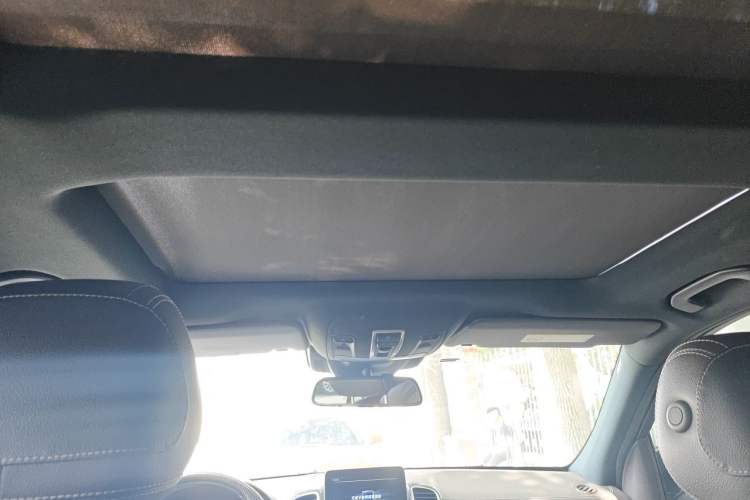 Used Mercedes-Benz GLE 2018 GLE 400 4MATIC Exclusive Edition Headliner