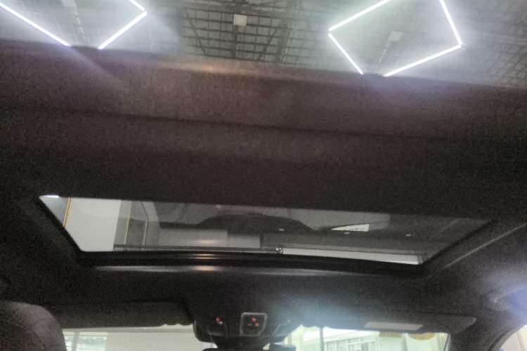 Used Mercedes-Benz GLE 2018 GLE 400 4MATIC Exclusive Edition Headliner