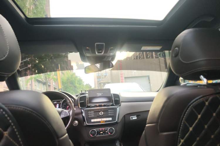 Used Mercedes-Benz GLE 2018 GLE 320 4MATIC Dynamic Edition Collector's Edition Headliner