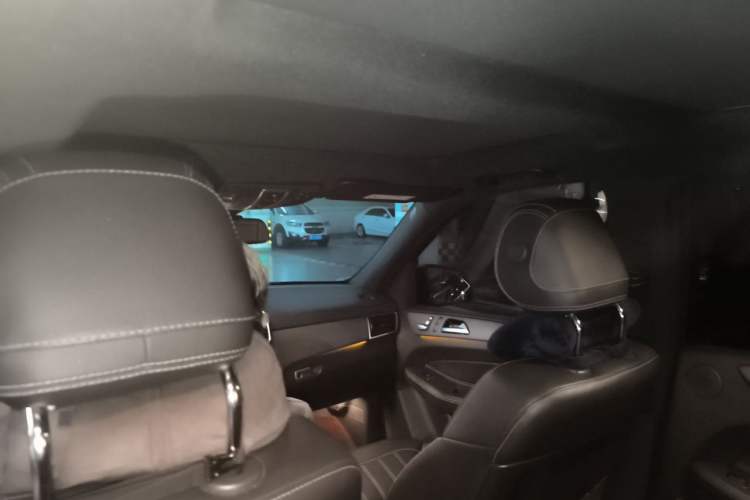 Used Mercedes-Benz GLE 2018 GLE 400 4MATIC Exclusive Edition Headliner