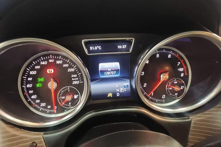 Used Mercedes-Benz GLE 2018 GLE 320 4MATIC Dynamic Edition Collector's Edition Instrument Cluster