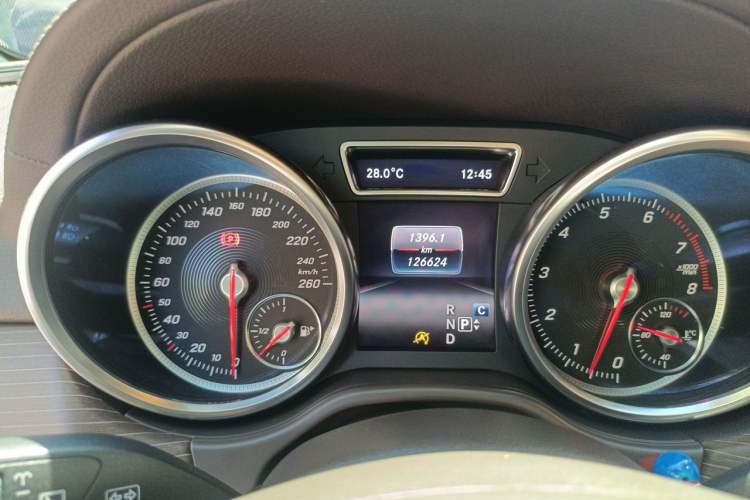 Used Mercedes-Benz GLE 2018 GLE 320 4MATIC Dynamic Edition Collector's Edition Instrument Cluster