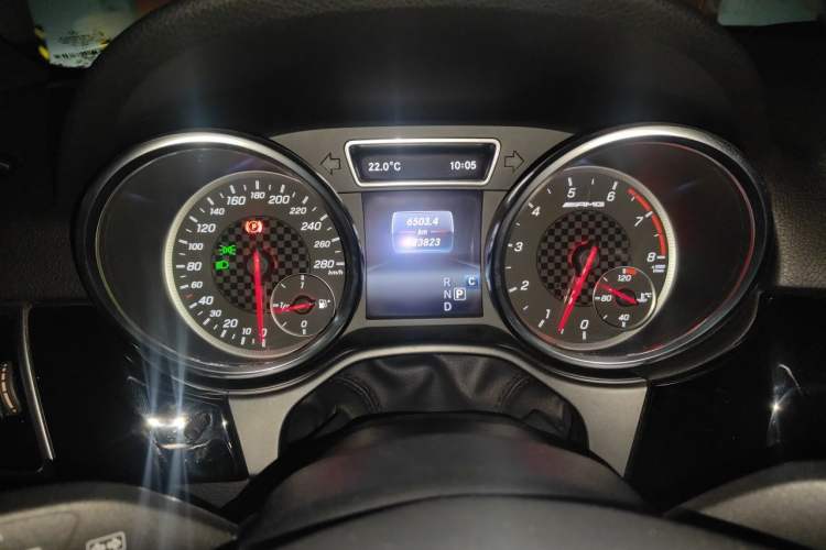 Used Mercedes-Benz GLE  Instrument Cluster
