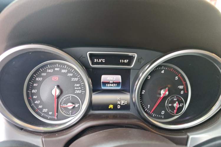 Used Mercedes-Benz GLE 2018 GLE 300 d 4MATIC Instrument Cluster