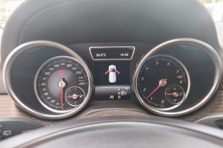 Used Mercedes-Benz GLE 2018 GLE 320 4MATIC Dynamic Edition Collector's Edition Instrument Cluster