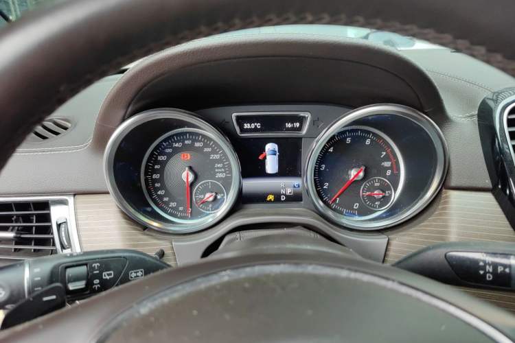 Used Mercedes-Benz GLE 2018 GLE 320 4MATIC Dynamic Edition Collector's Edition Instrument Cluster