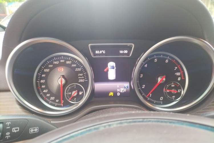 Used Mercedes-Benz GLE 2018 GLE 320 4MATIC Dynamic Edition Collector's Edition Instrument Cluster