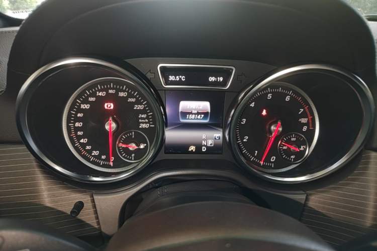 Used Mercedes-Benz GLE 2018 GLE 320 4MATIC Dynamic Edition Collector's Edition Instrument Cluster